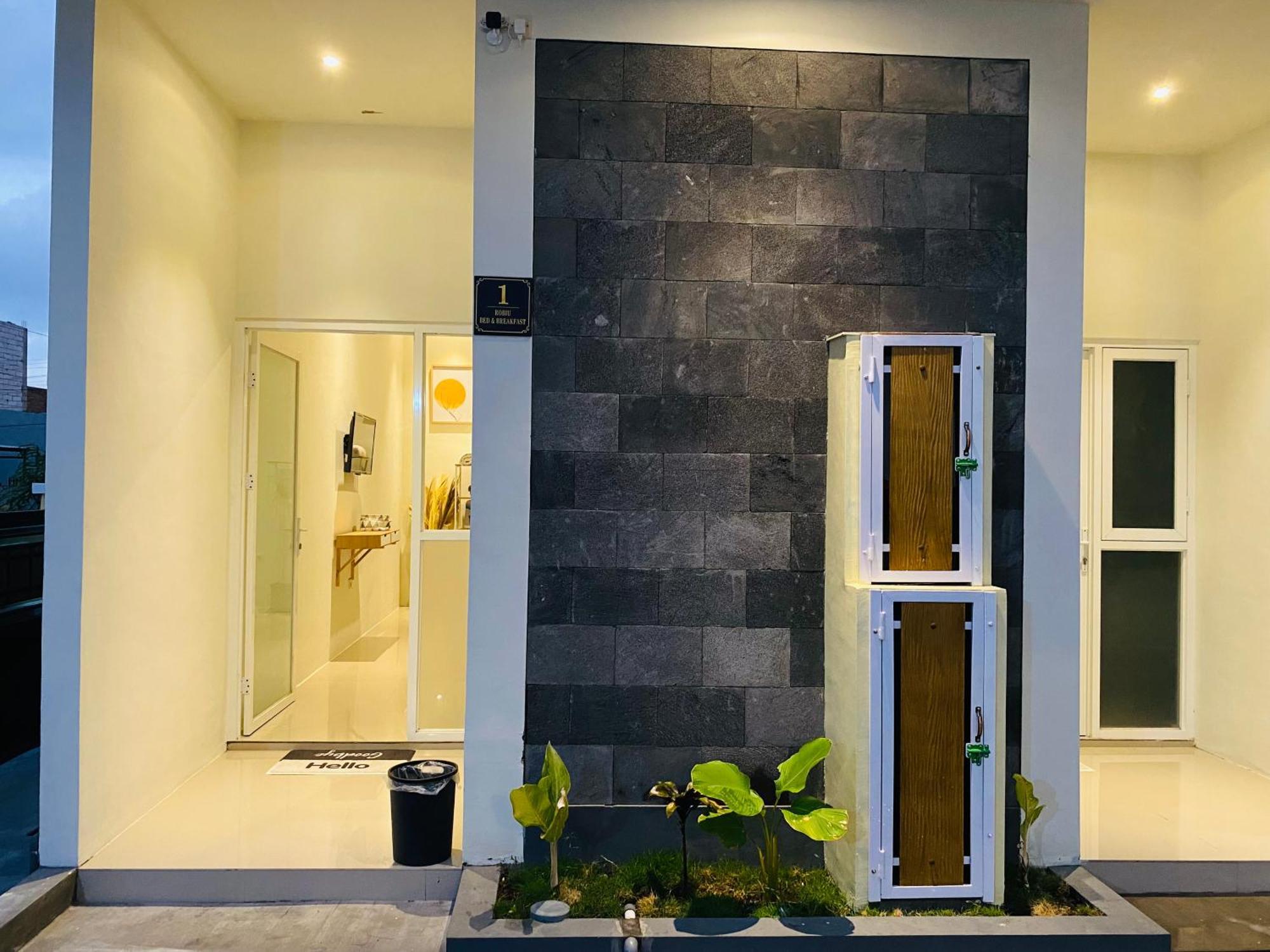 Robiu Bed & Breakfast Banyuwangi  Dış mekan fotoğraf