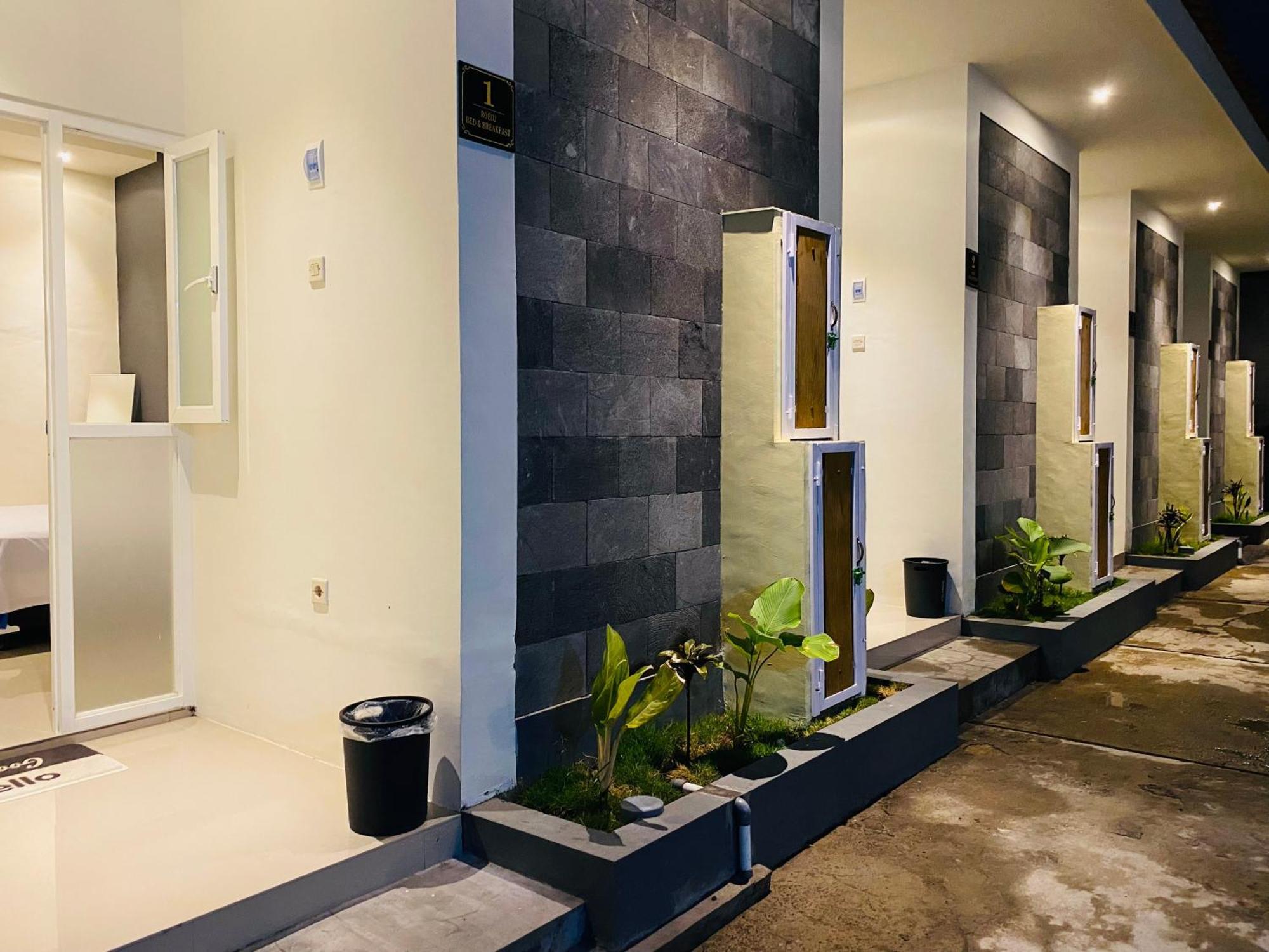 Robiu Bed & Breakfast Banyuwangi  Dış mekan fotoğraf
