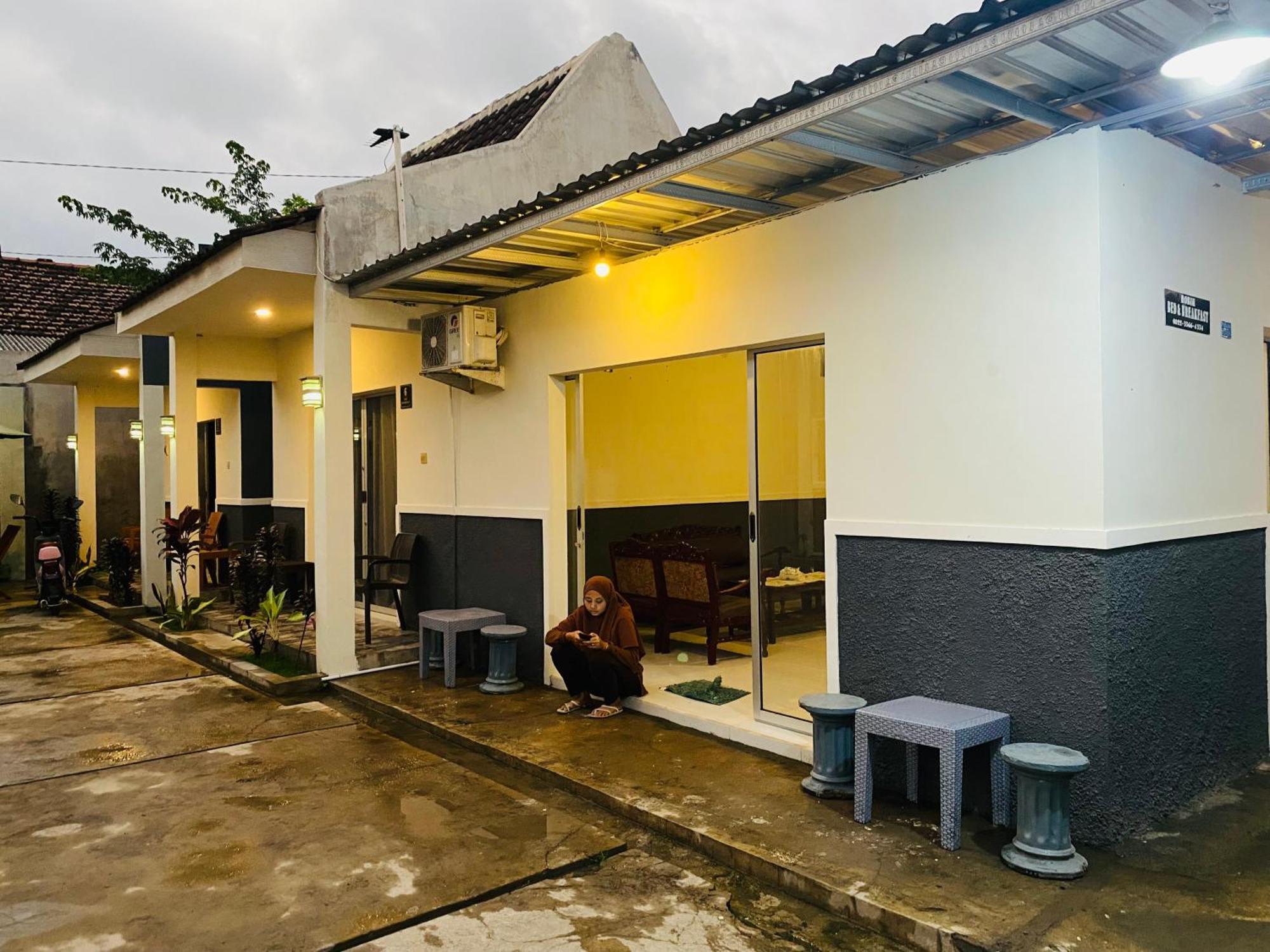 Robiu Bed & Breakfast Banyuwangi  Dış mekan fotoğraf