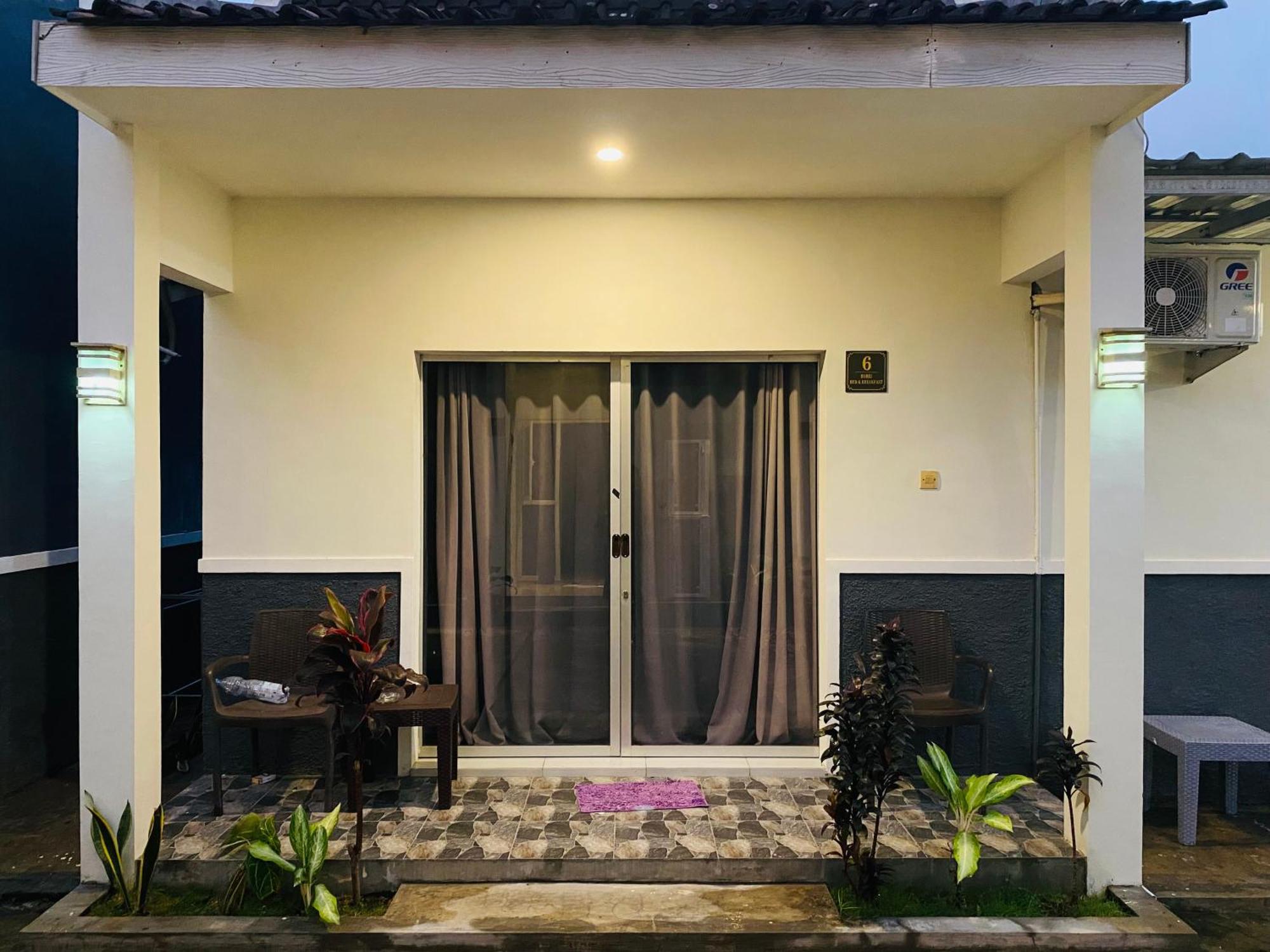 Robiu Bed & Breakfast Banyuwangi  Dış mekan fotoğraf