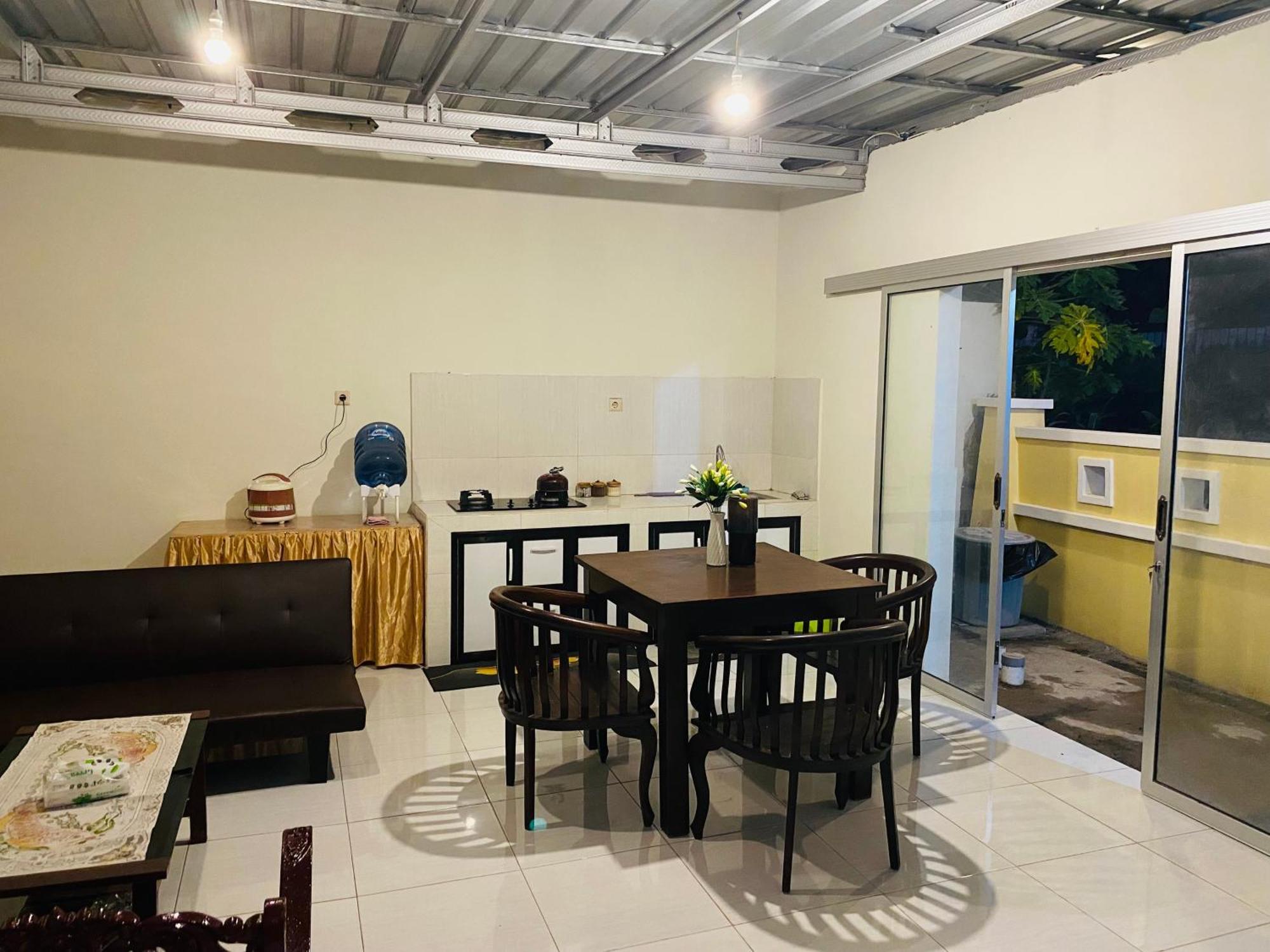 Robiu Bed & Breakfast Banyuwangi  Dış mekan fotoğraf