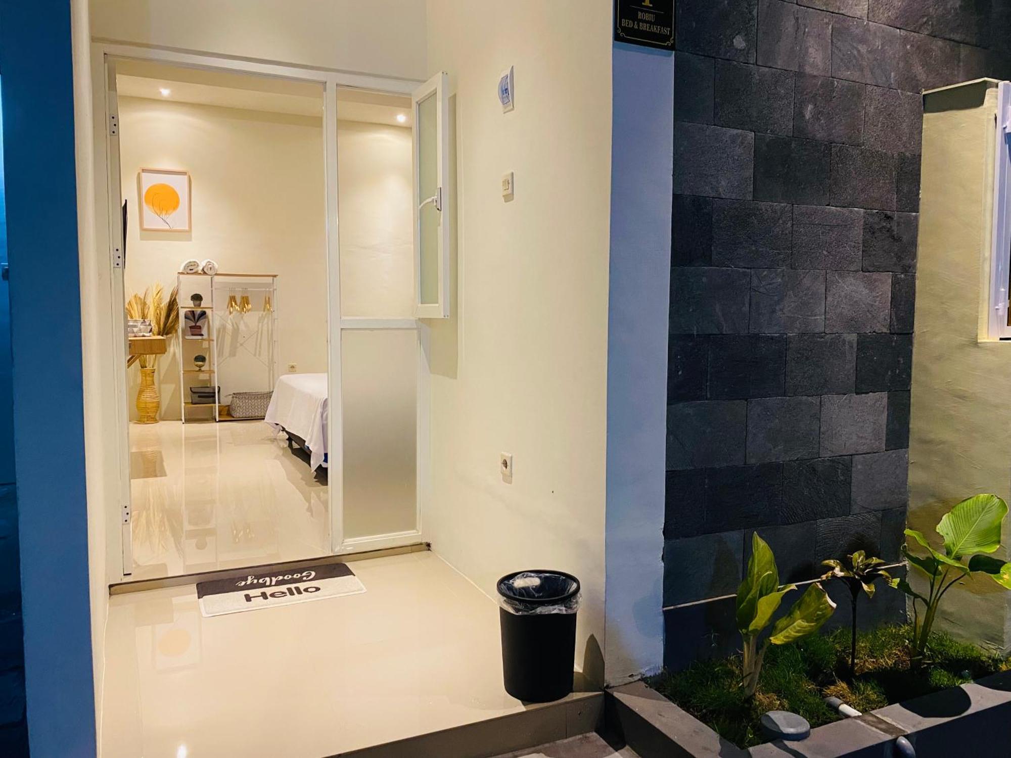 Robiu Bed & Breakfast Banyuwangi  Dış mekan fotoğraf